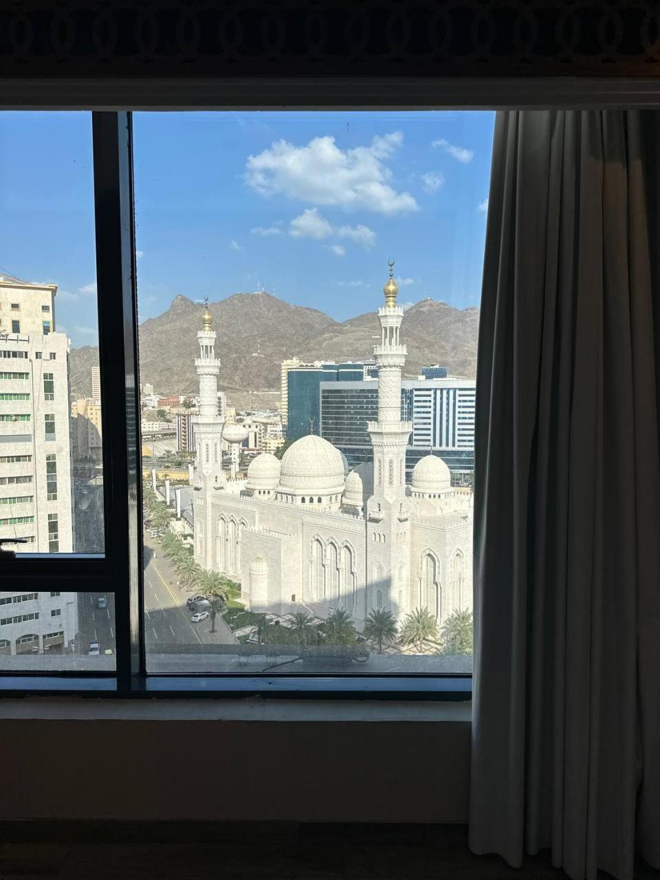 Violet Al Azizia Hotel Mecca Exterior photo